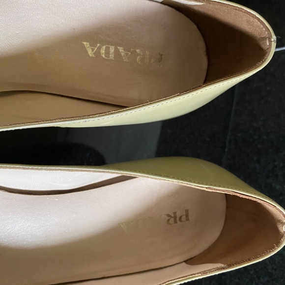 VINTAGE PRADA (MADE IN ITALY) - Picture 15 of 16